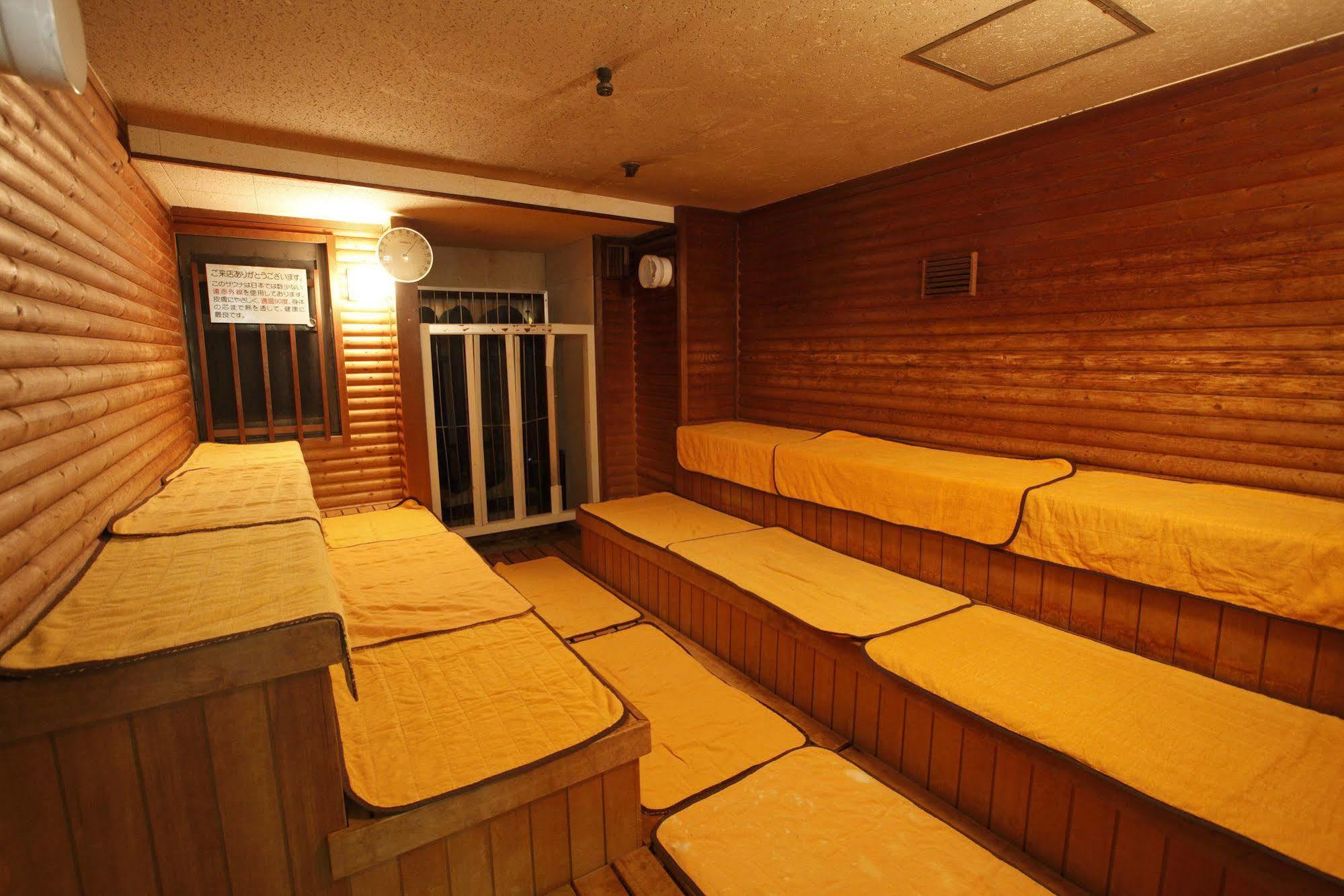 Shinjuku Kuyakusho-Mae Capsule Hotel Токио Экстерьер фото